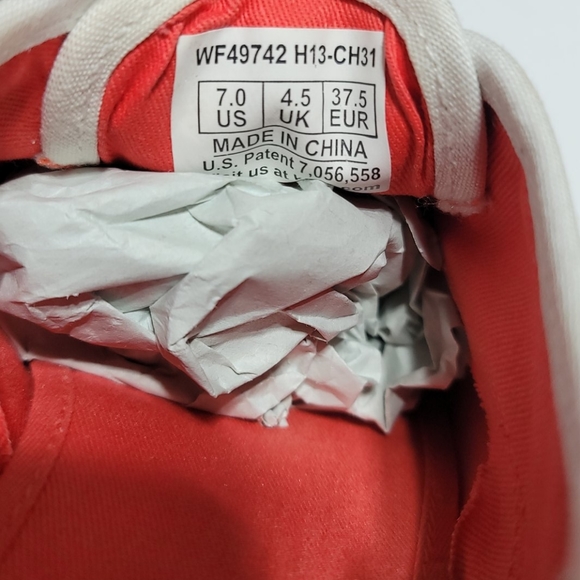 KATE SPADE KEDS FALL PREPPY COASTAL GRANDMA CASUAL NAVY BLUE STRIPES SNEAKERS  7 - Picture 2 of 16